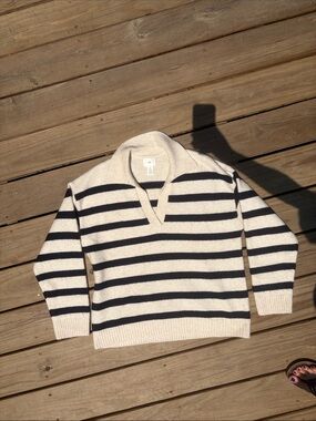 H&M Oversized Cream and Black Striped V‑Notch Shawl Collar Sweater